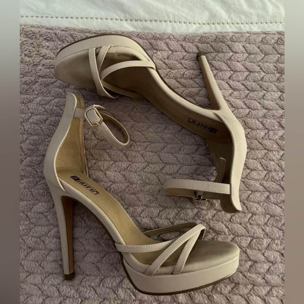 Nude heels